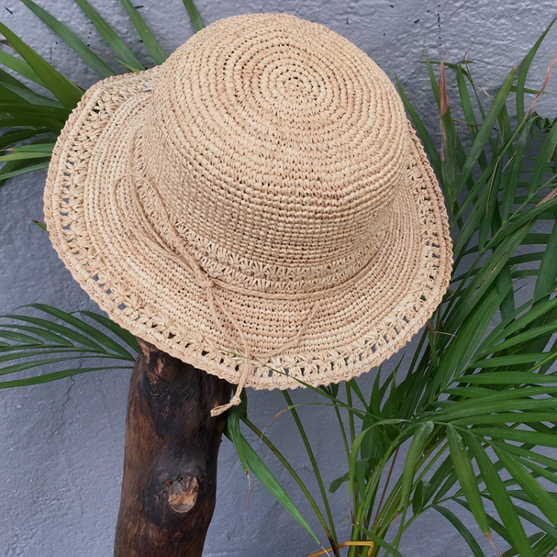 Capeline Raphia Crochet Divas