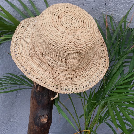 Capeline Raphia Crochet Divas