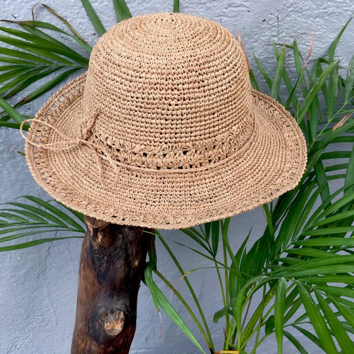 Capeline Raphia Crochet Divas