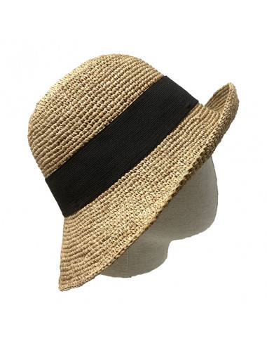 Chapeau cloche Crochet - Chapeau Victor - I014 beige profile porté