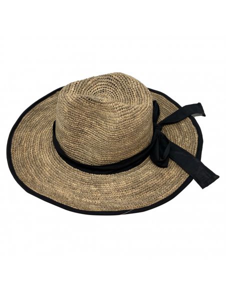 E110 Rangah Capeline Crochet