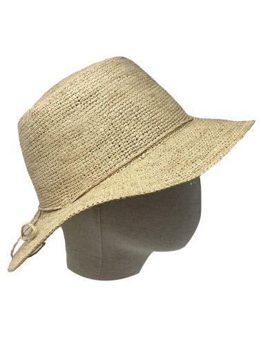 E115 LADY B7 CROCHET CAPELINE