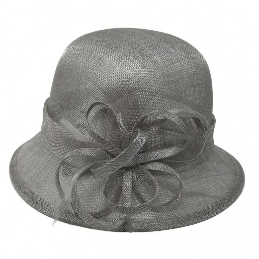 Chapeau cloche des années 20 signé Seeberger Chapeau cloche des années 20 signé Seeberger